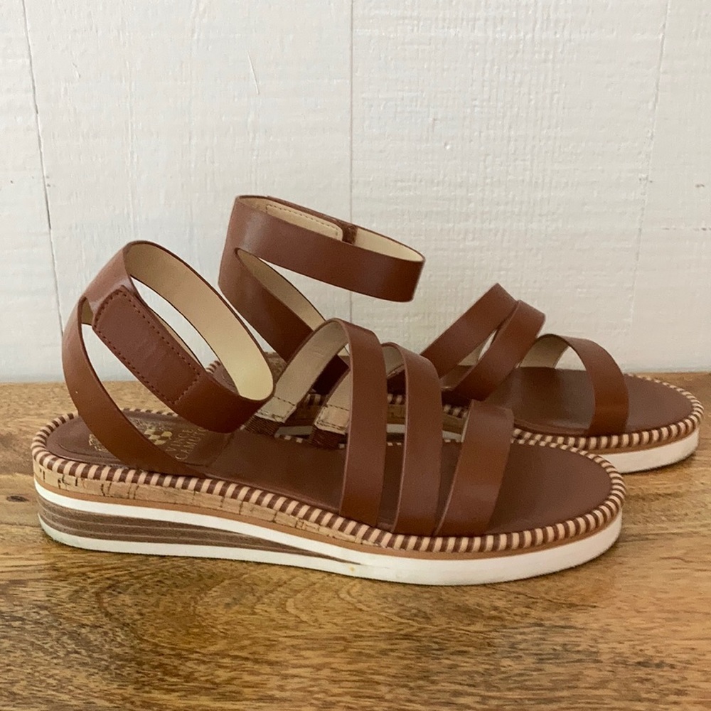 Vince Camuto Wedge Sandal Sz 8